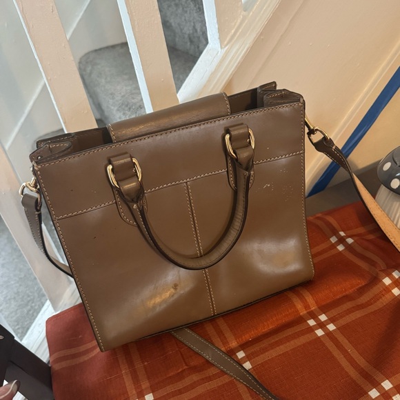 Dooney & Bourke Jayne Satchel. - Picture 3 of 3